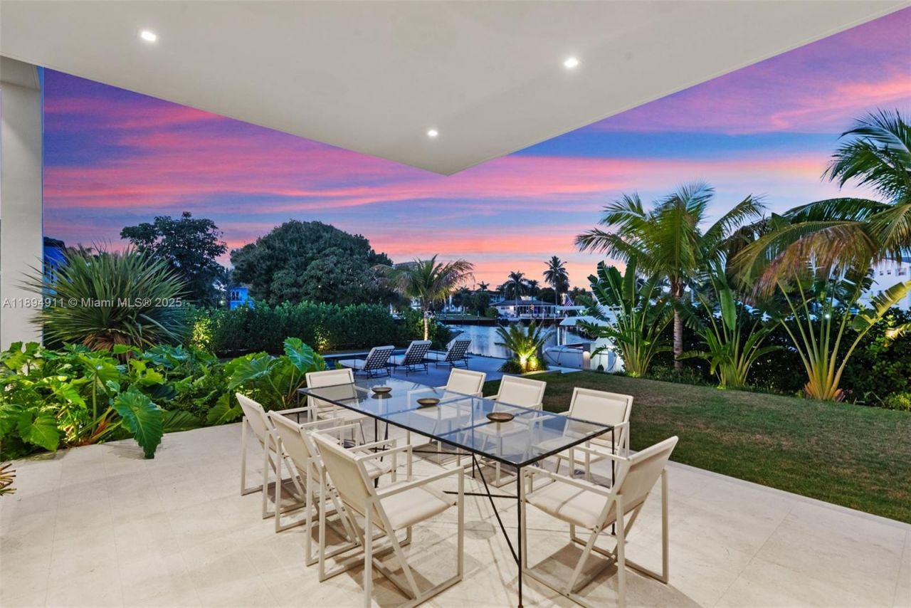 478 Tamarind Dr, Hallandale Beach, FL 33009 Photo