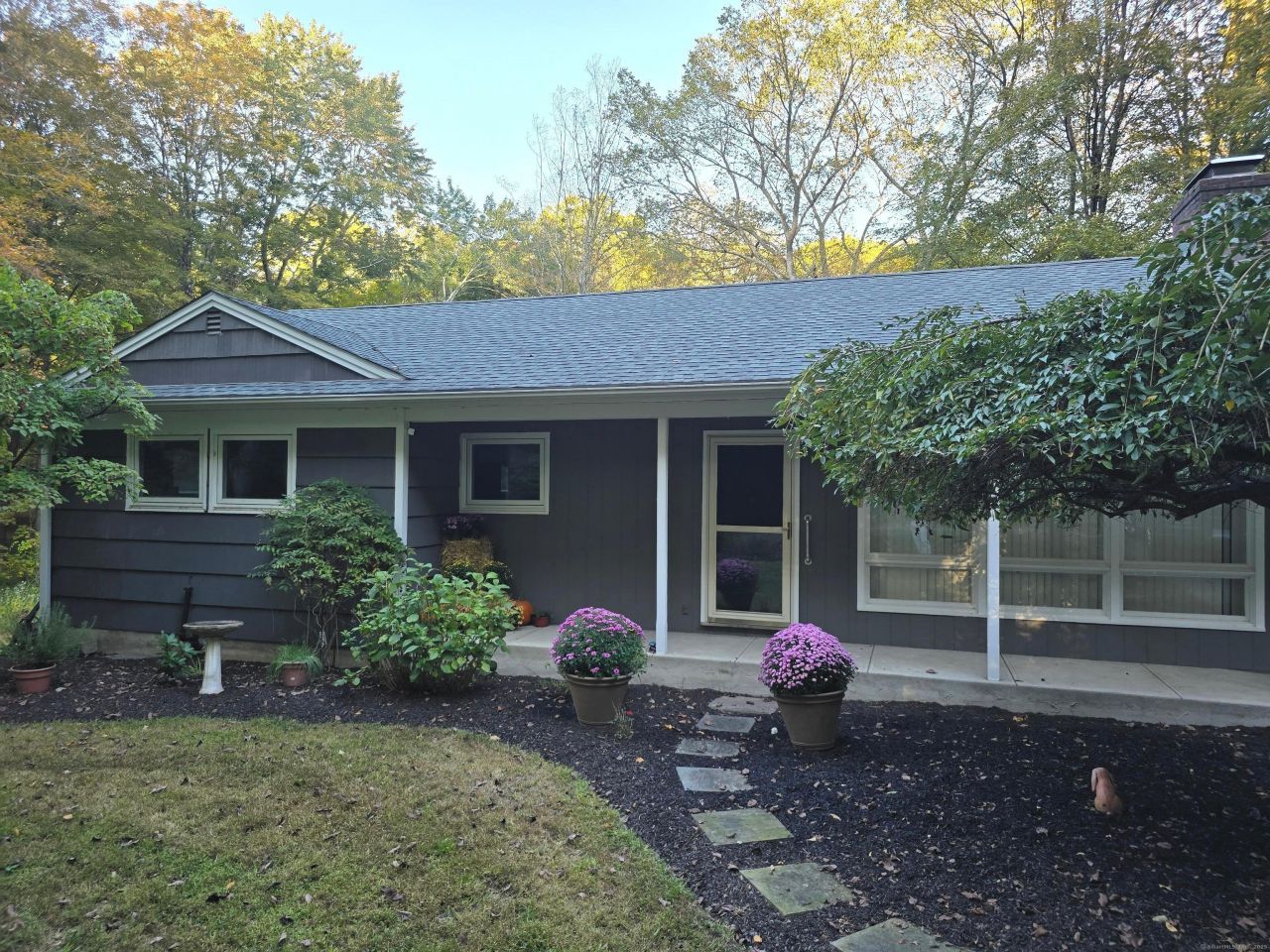 32 Old Green, Newtown, CT 06482 Main Photo