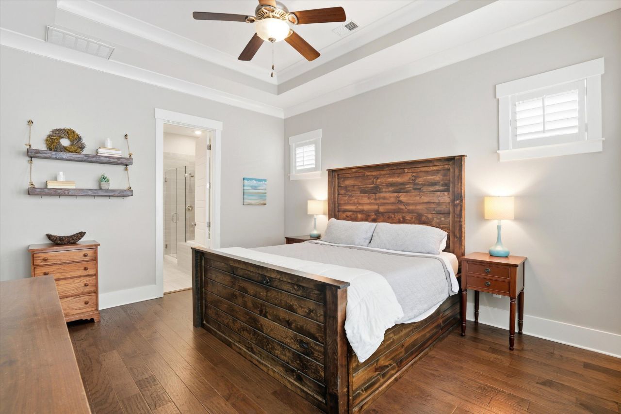 2548 Josiah Street Photo 11