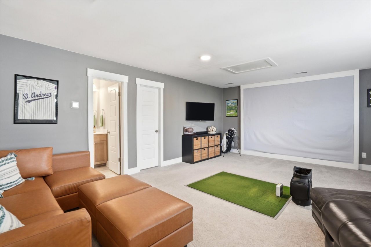 2548 Josiah Street Photo 21