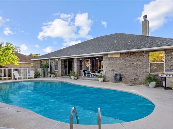 1896 Sundown Drive, Navarre, FL 32566