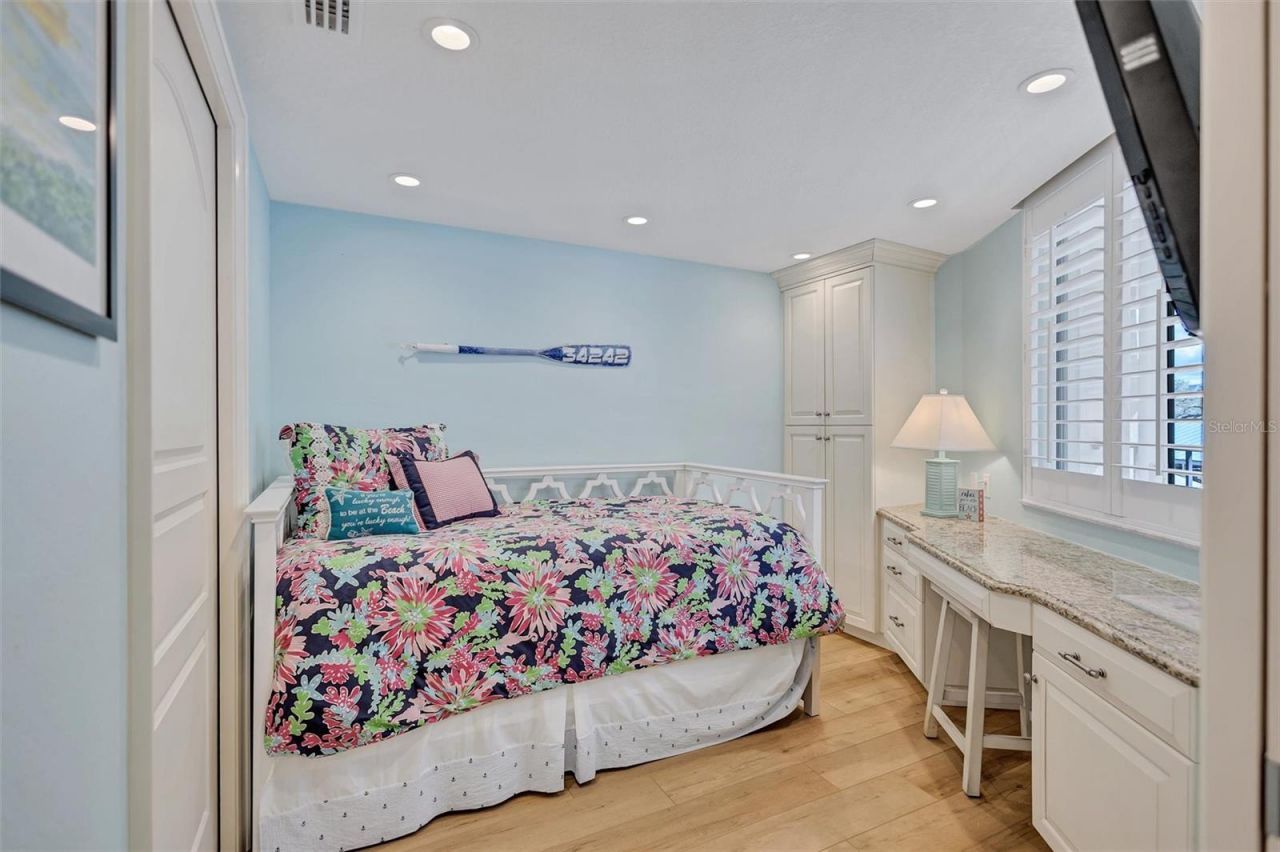 5880 Midnight Pass Road, Unit 206, Sarasota, FL 34242 Photo