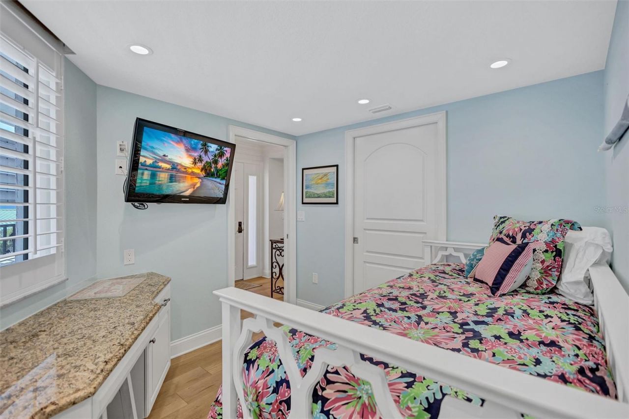 5880 Midnight Pass Road, Unit 206, Sarasota, FL 34242 Photo