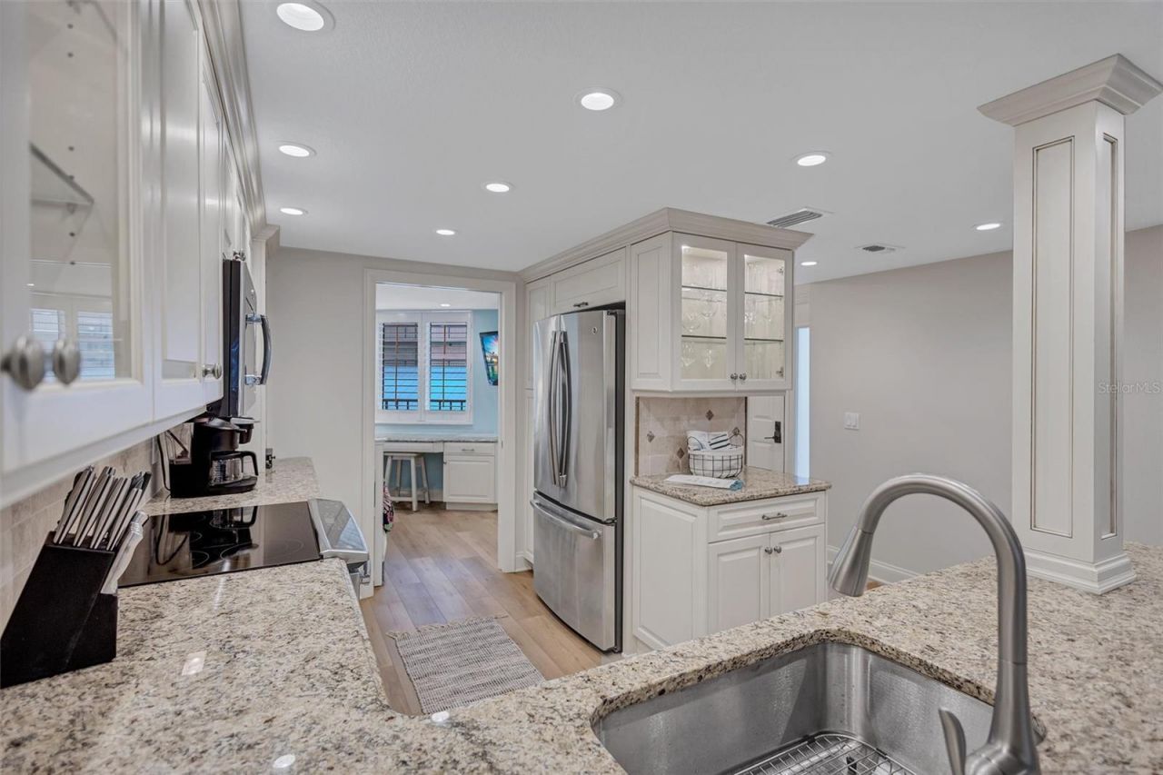 5880 Midnight Pass Road, Unit 206, Sarasota, FL 34242 Photo