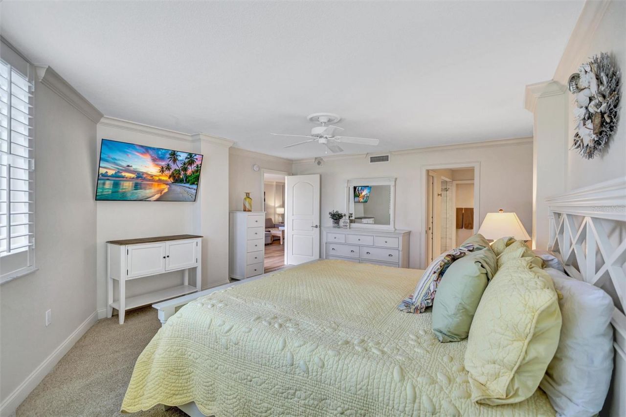 5880 Midnight Pass Road, Unit 206, Sarasota, FL 34242 Photo