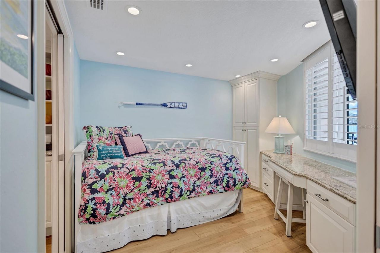 5880 Midnight Pass Road, Unit 206, Sarasota, FL 34242 Photo