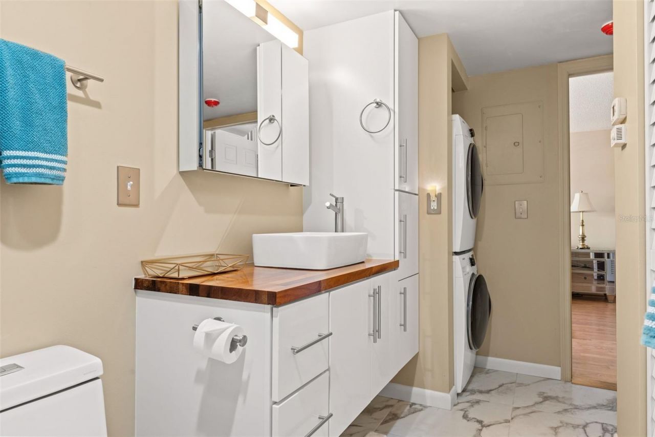 4460 Ironwood Circle, Unit 304A, Bradenton, FL 34209 Photo