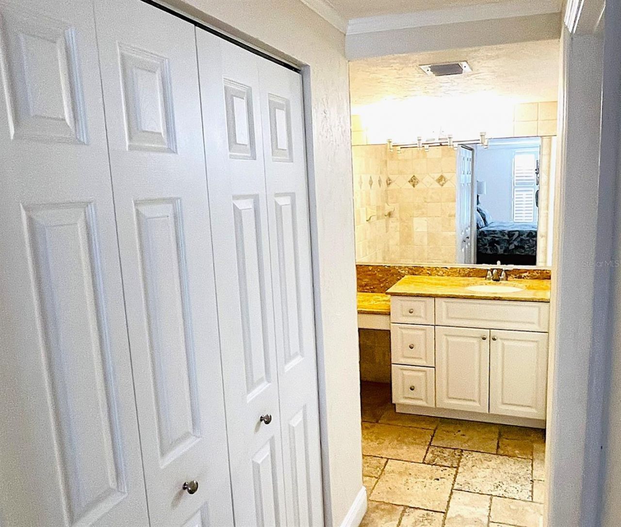 6480 Midnight Pass Road, Unit 403, Sarasota, FL 34242 Photo