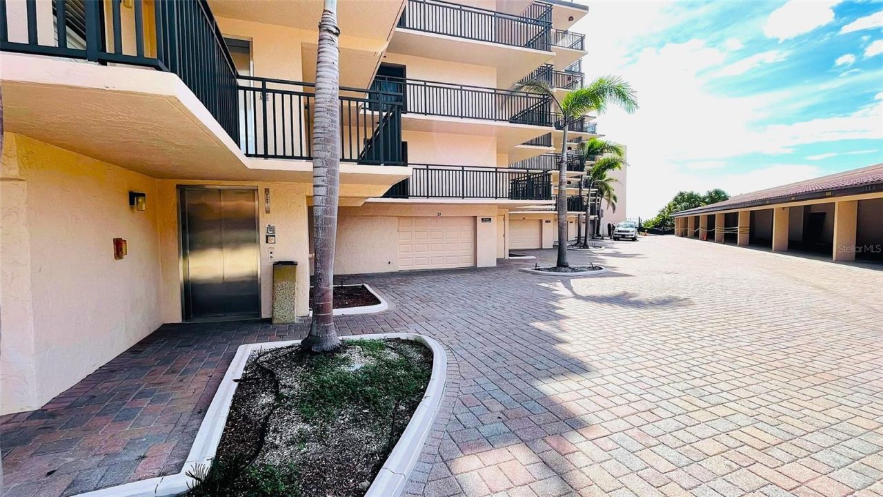 6480 Midnight Pass Road, Unit 403, Sarasota, FL 34242 Photo