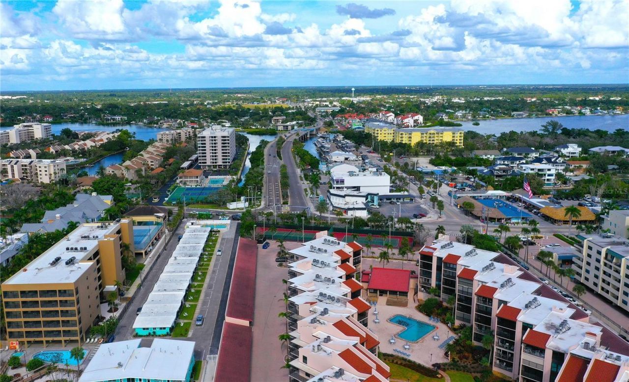 6480 Midnight Pass Road, Unit 403, Sarasota, FL 34242 Photo