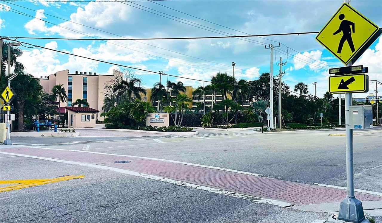 6480 Midnight Pass Road, Unit 403, Sarasota, FL 34242 Photo