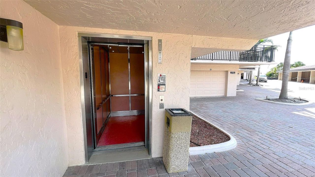 6480 Midnight Pass Road, Unit 403, Sarasota, FL 34242 Photo