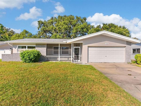 10126 BAHAMA COURT, SEMINOLE, FL 33776