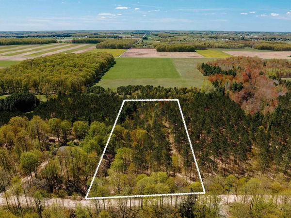 Rahe Road, Kingsley, MI 49649