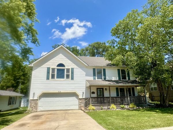 516 Whelan Street, Lockport, IL 60441