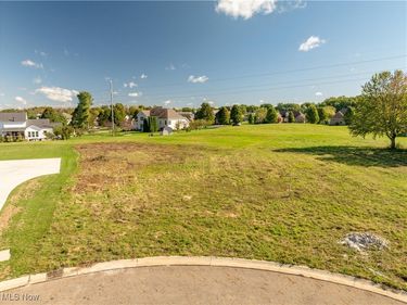 7622 Greenview Avenue NW, Massillon, OH 44646