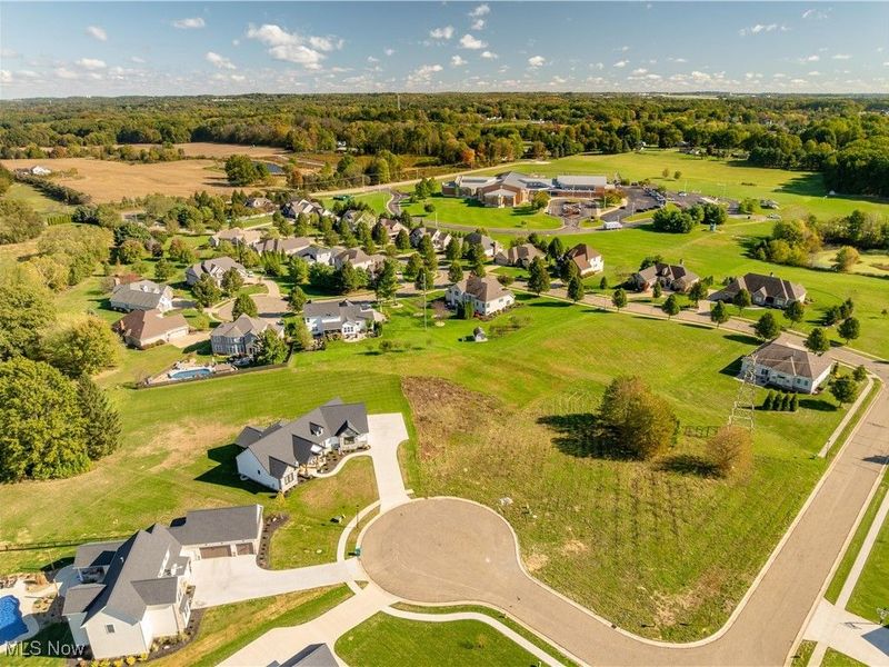 7622 Greenview Avenue NW, Massillon, OH 44646 Photo 4