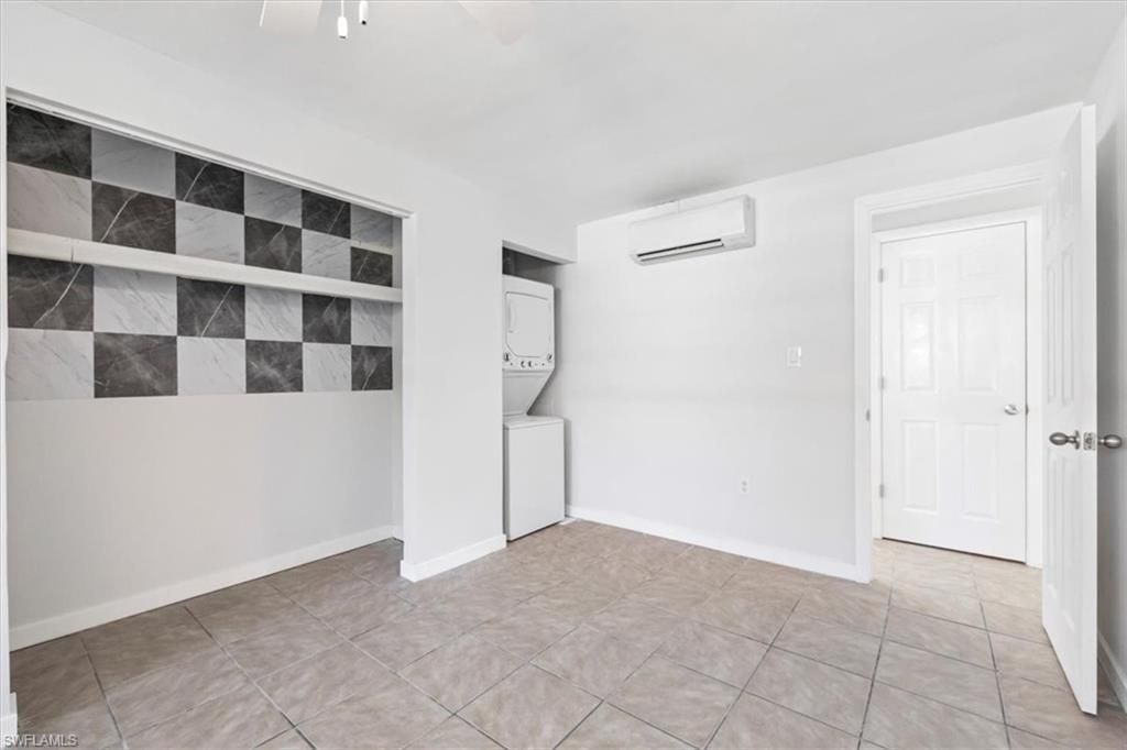 681/683 95th Ave N, Naples, FL 34108 Photo