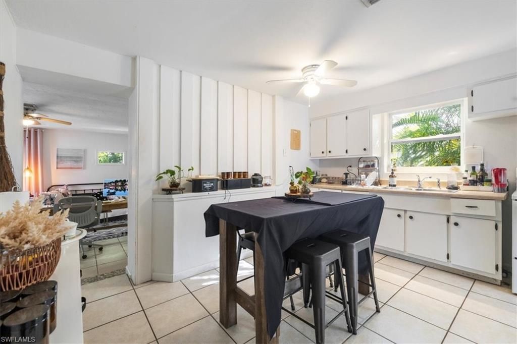 681/683 95th Ave N, Naples, FL 34108 Photo