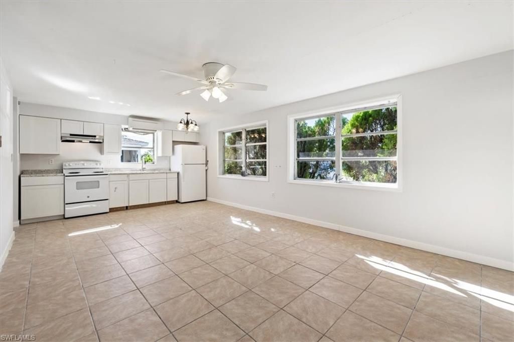 681/683 95th Ave N, Naples, FL 34108 Photo