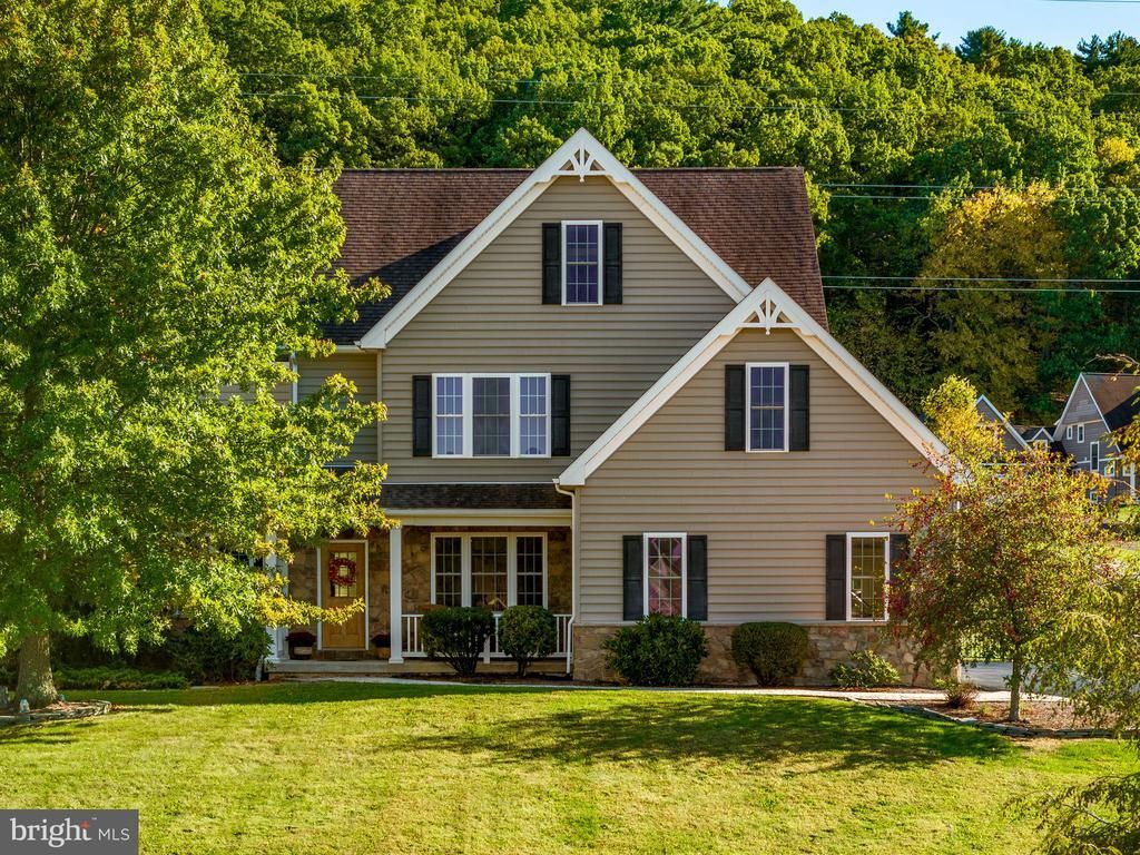 955 Sabra Way, Danville, PA 17821 Main Photo