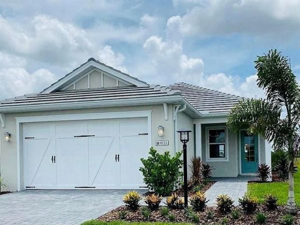 8121 STERNWAY ROAD, SARASOTA, FL 34240