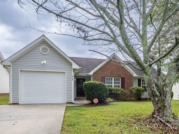 1919 Dietrich Lane, Charlotte, NC 28262
