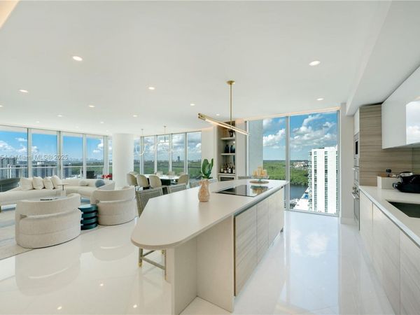 330 Sunny Isles Blvd, Unit 5-1902, Sunny Isles Beach, FL 33160