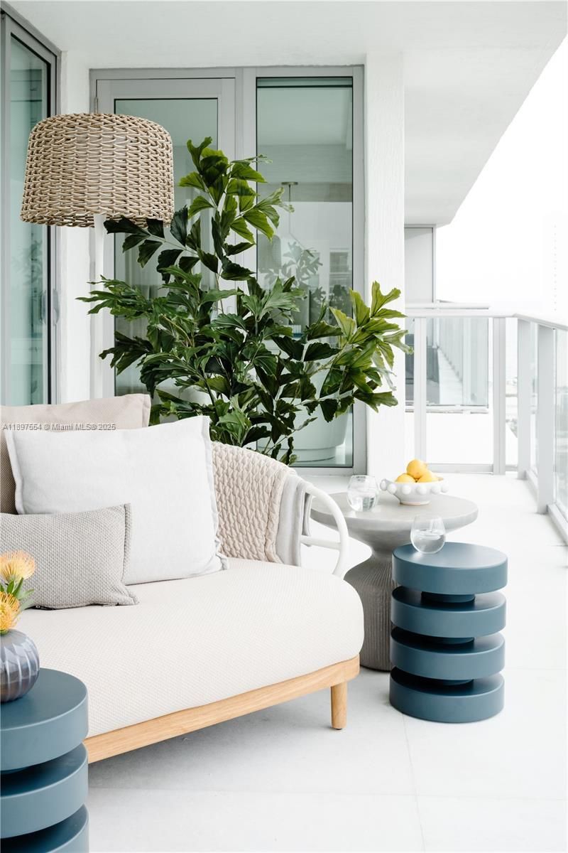 330 Sunny Isles Blvd, Unit 5-1902, Sunny Isles Beach, FL 33160 Photo