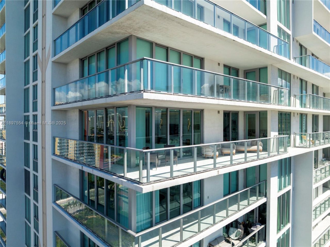 330 Sunny Isles Blvd, Unit 5-1902, Sunny Isles Beach, FL 33160 Photo