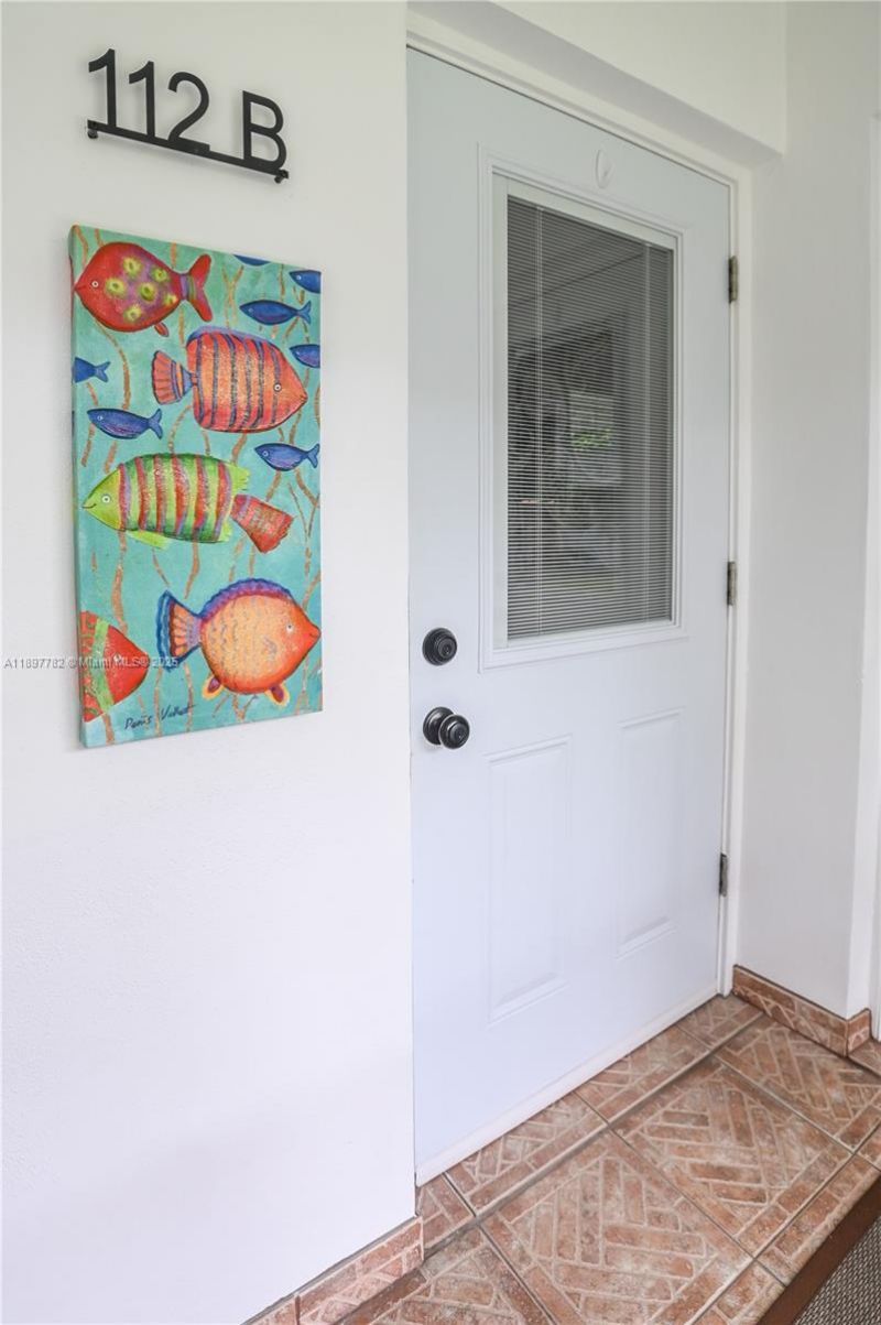 581 Blue Heron Dr, Unit 112-B, Hallandale Beach, FL 33009 Photo