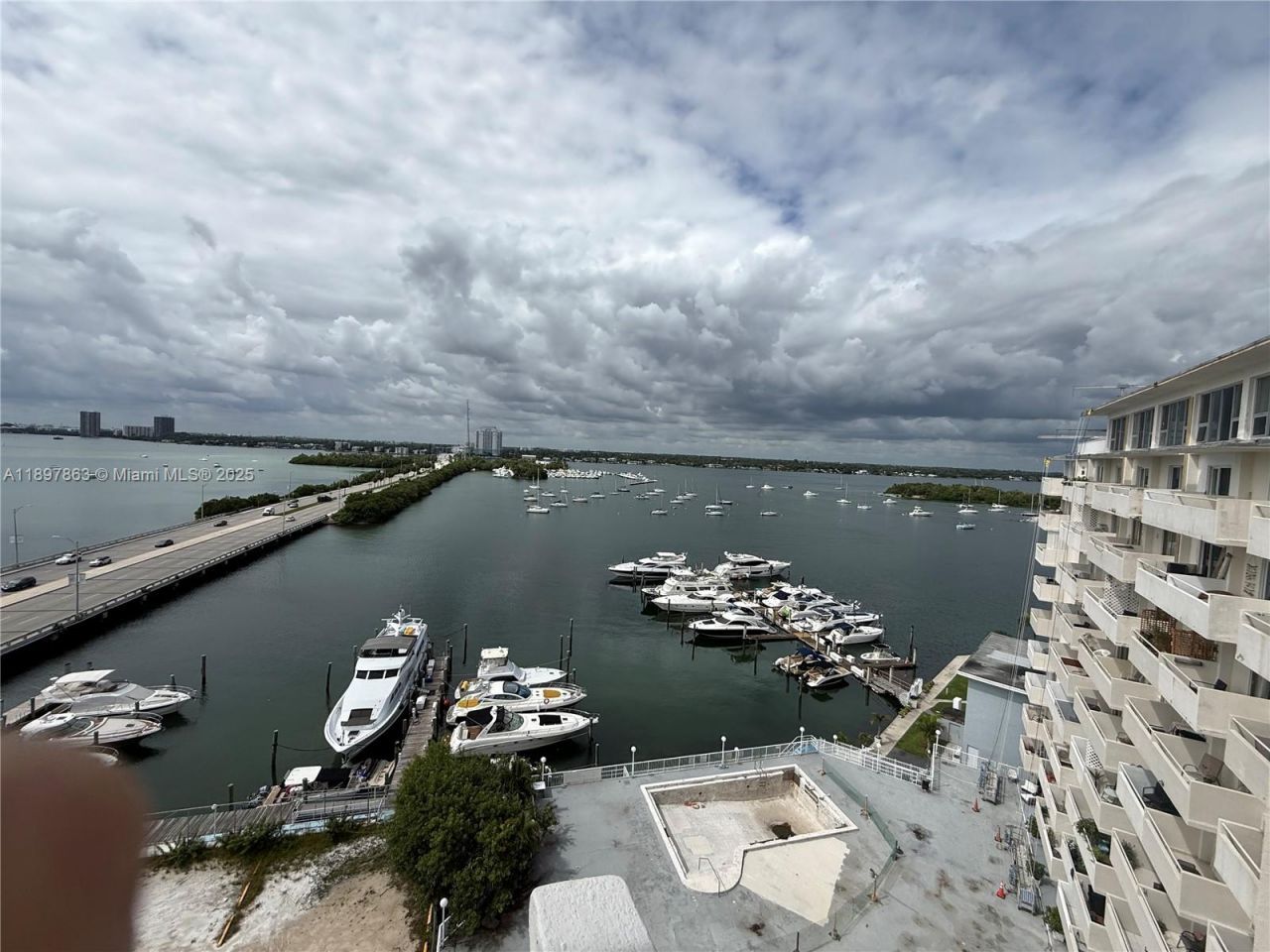 7904 West Dr, Unit 1005, North Bay Village, FL 33141 Photo