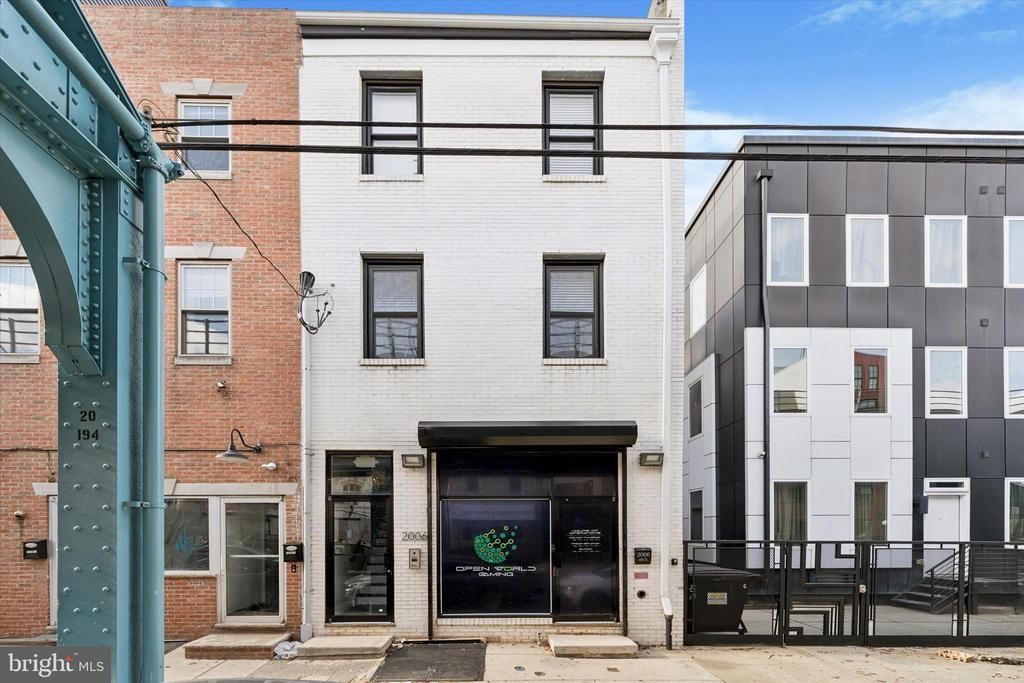 2006 N Front Street, Philadelphia, PA 19122 Main Photo