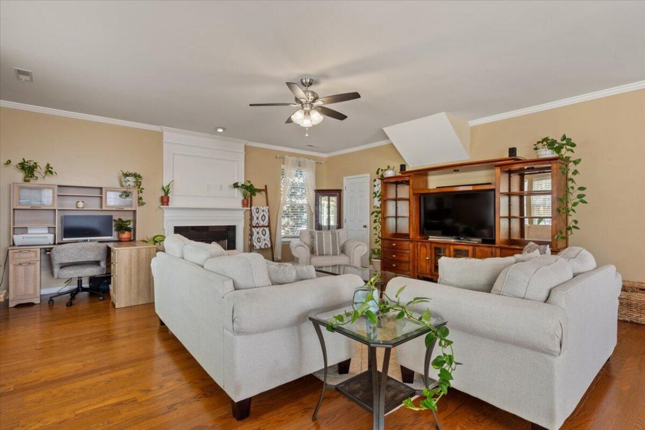 205 Sabal Palmetto Court Photo 25