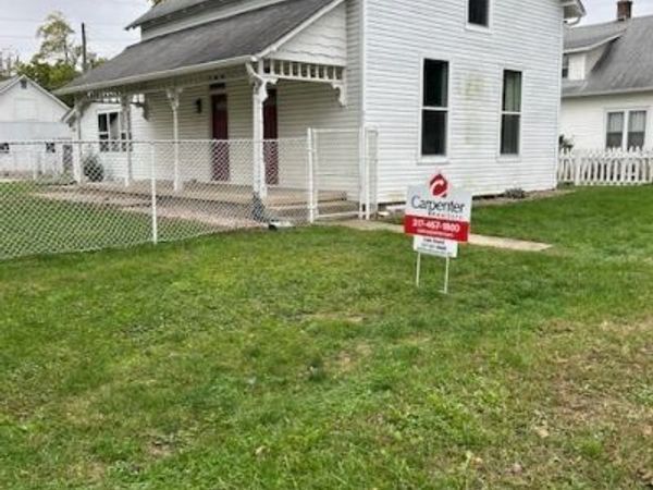 83 E Walnut Street, Fountaintown, IN 46130
