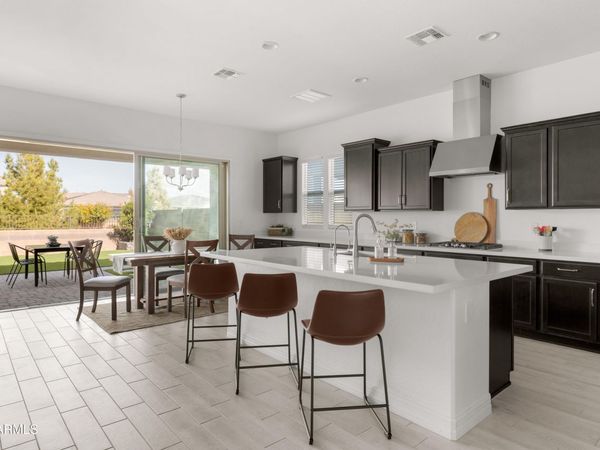 20948 E ARROWHEAD Trail, Queen Creek, AZ 85142