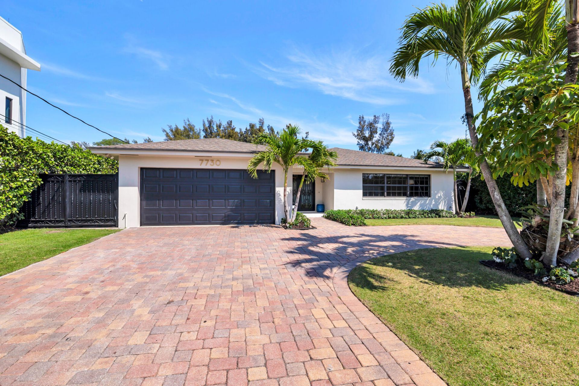 7730 Beta Circle E, Lake Clarke Shores, FL 33406 Photo