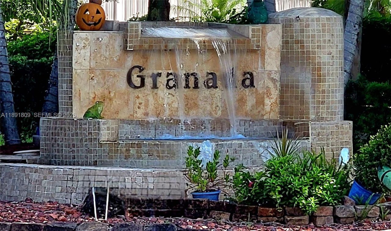 2003 Granada Dr, Unit E4, Coconut Creek, FL 33066 Photo