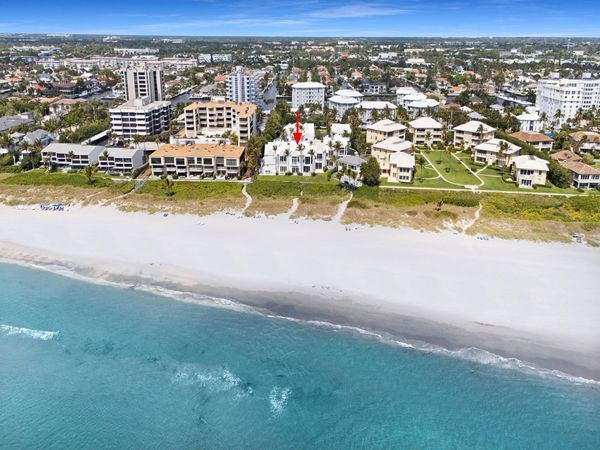 2115 S Ocean Boulevard, Unit 10, Delray Beach, FL 33483