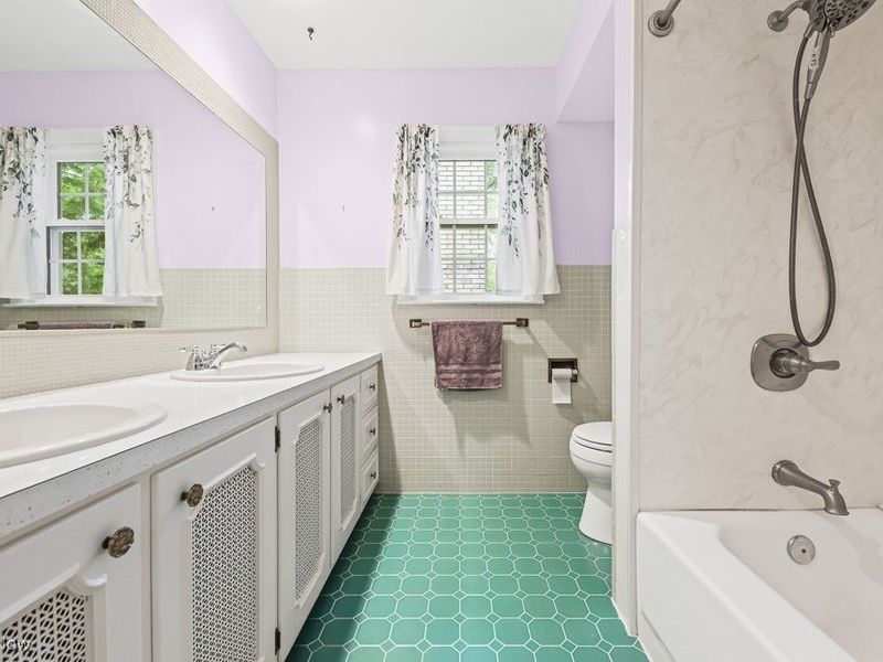 373 Tremont Road, Akron, OH 44313 Photo 31