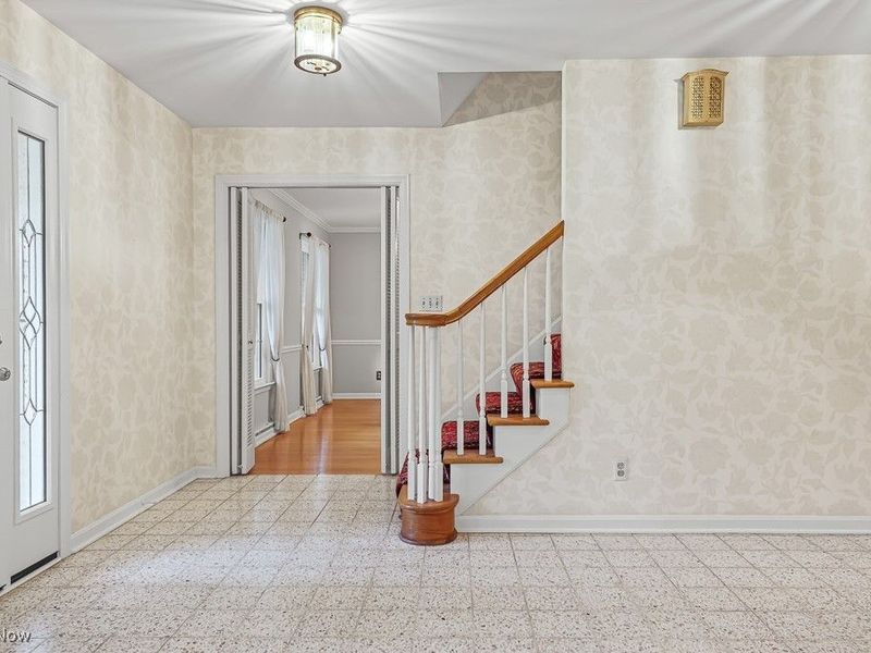 373 Tremont Road, Akron, OH 44313 Photo 5