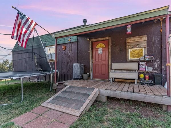 9521 S Pleasant Valley Road, Coyle, OK 73027