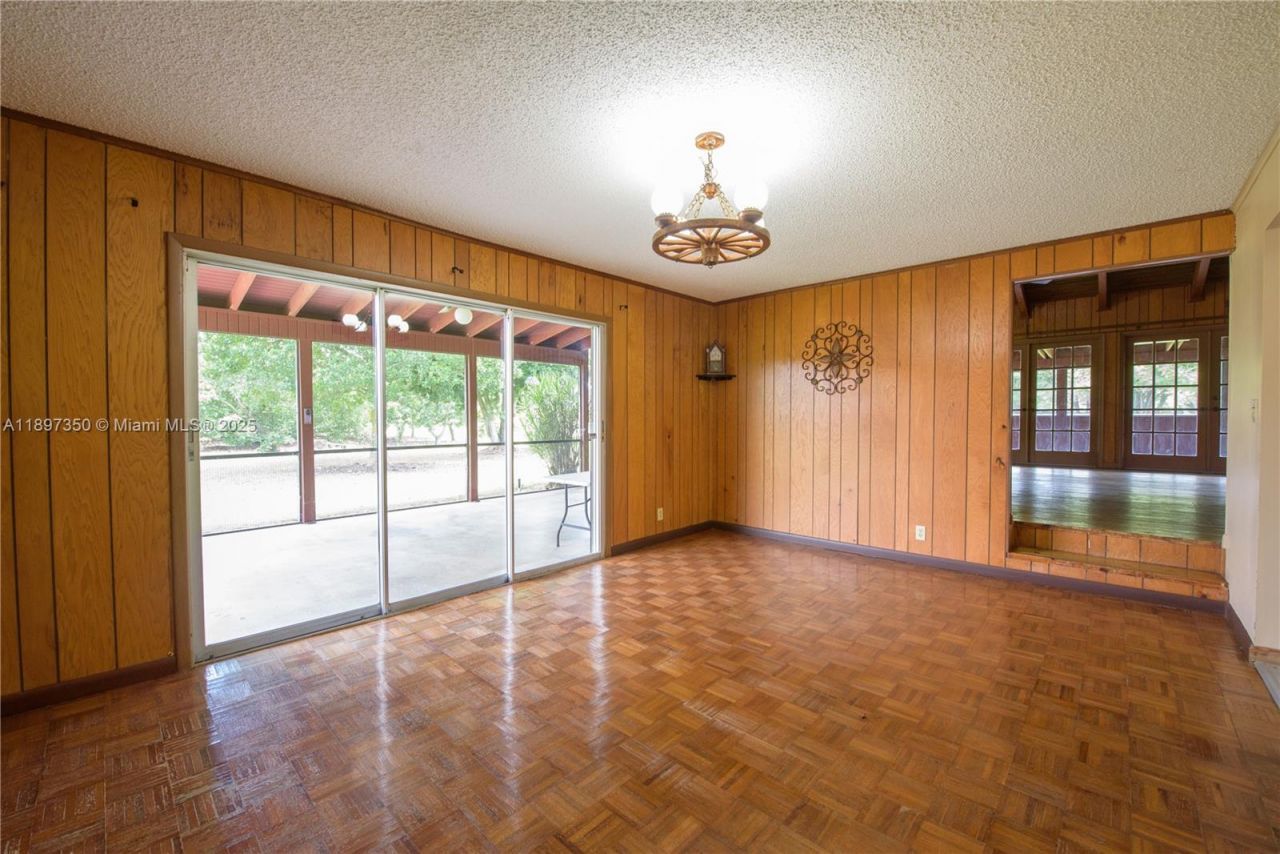 19365 SW 256th St, Homestead, FL 33031 Photo