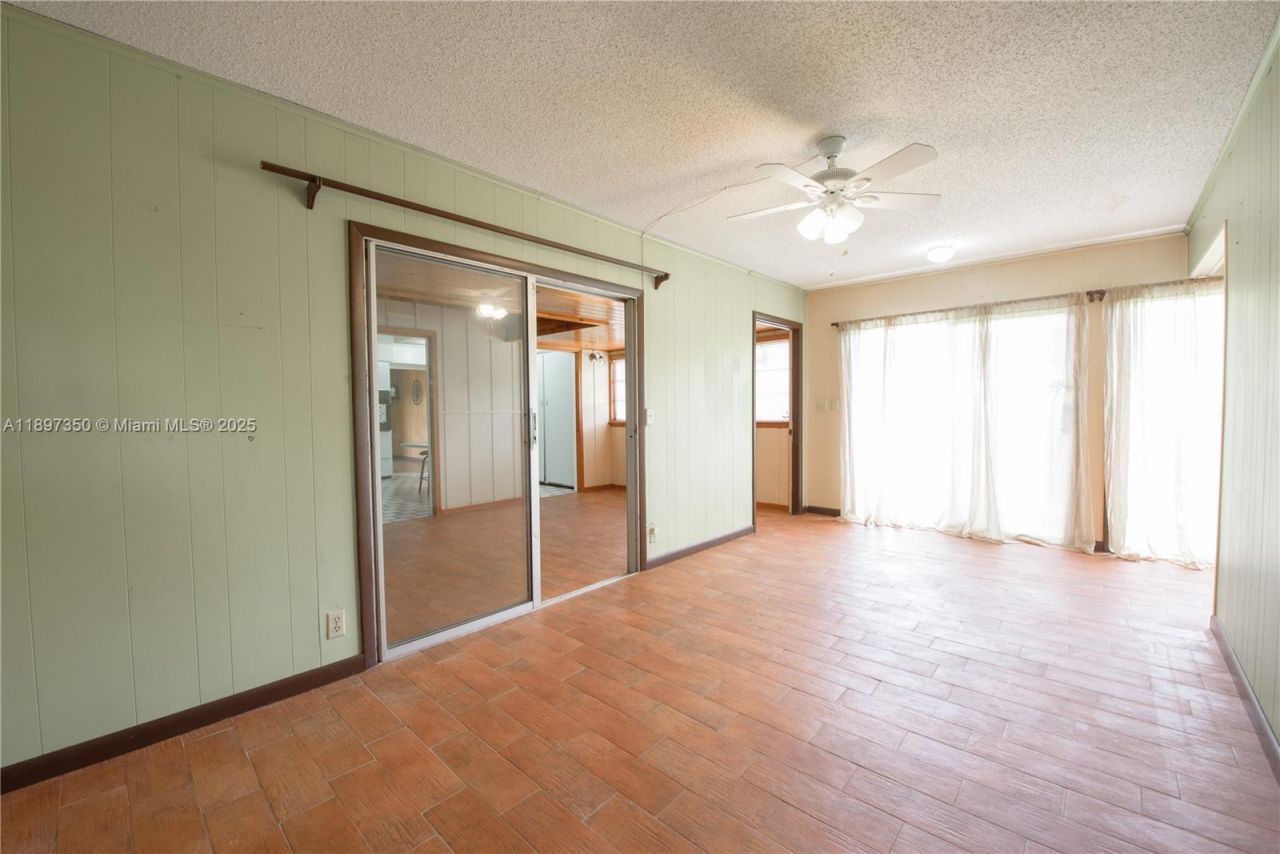 19365 SW 256th St, Homestead, FL 33031 Photo