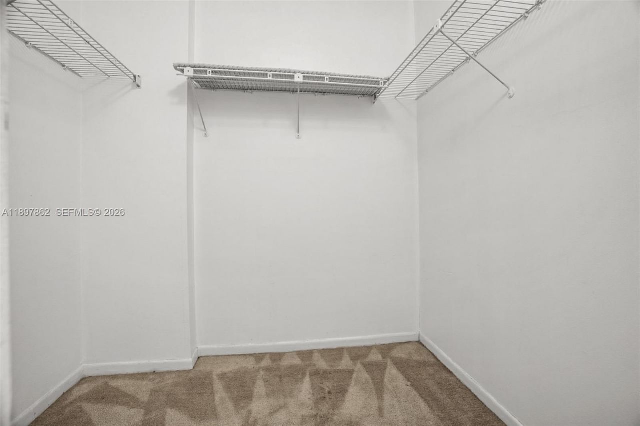 3940 Inverrary Blvd, Unit 304-A, Lauderhill, FL 33319 Photo