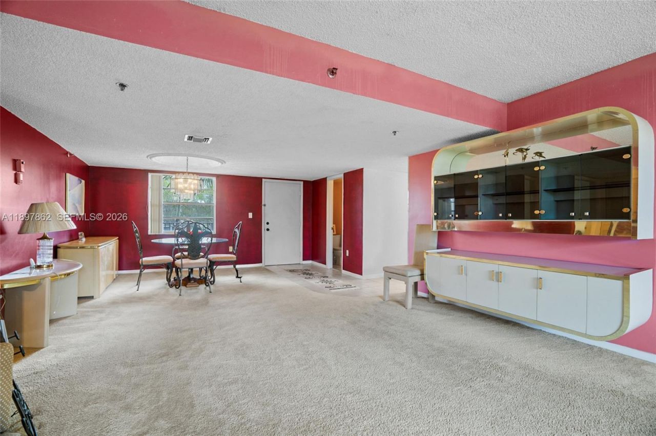 3940 Inverrary Blvd, Unit 304-A, Lauderhill, FL 33319 Photo