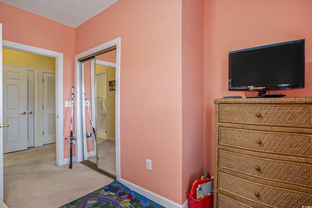 5750 Oyster Catcher Dr. Photo 17