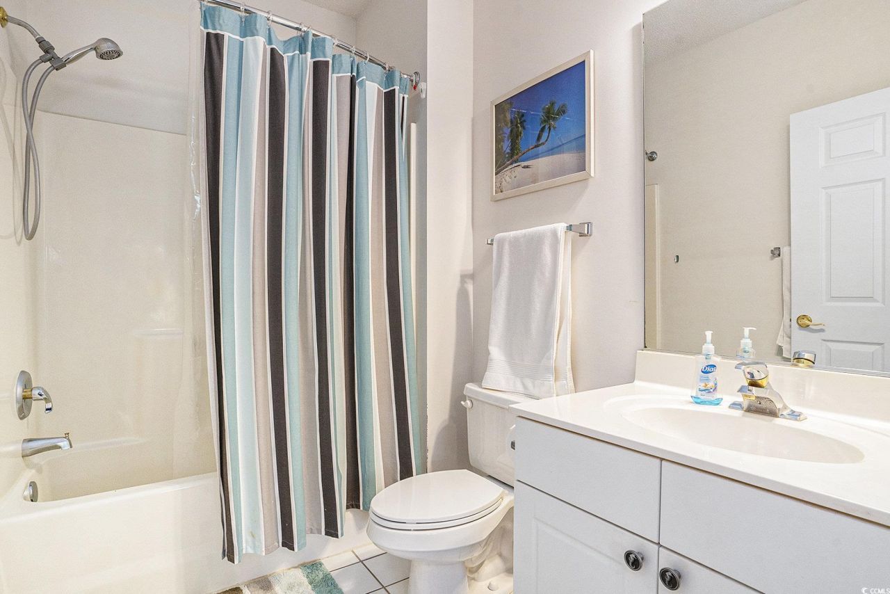 5750 Oyster Catcher Dr. Photo 18