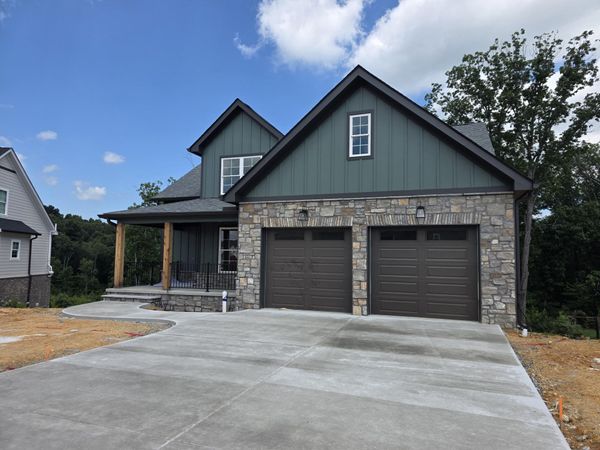 224 Goose Creek Circle, Soddy Daisy, TN 37379