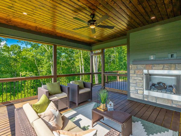 224 Goose Creek Circle, Soddy Daisy, TN 37379